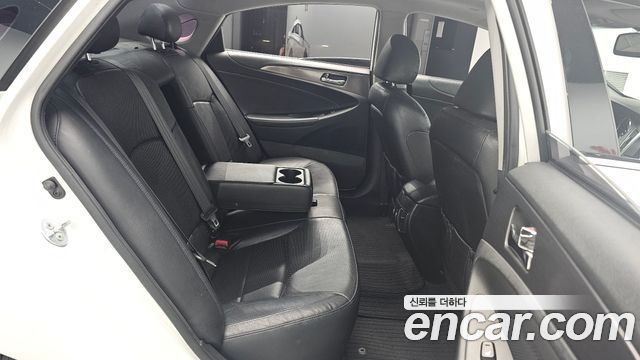 Hyundai Sonata 2014 — photo 12