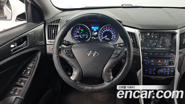 Hyundai Sonata 2014 — photo 13