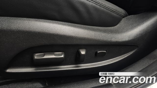 Hyundai Sonata 2014 — photo 16