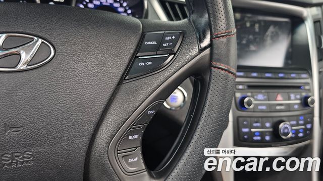 Hyundai Sonata 2014 — photo 18