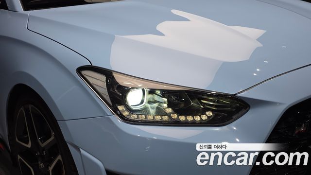 Hyundai Veloster 2019 — photo 8