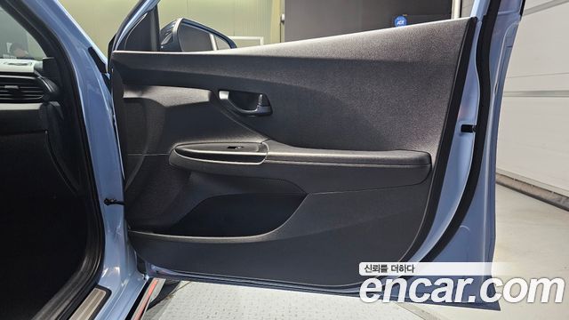 Hyundai Veloster 2019 — photo 14