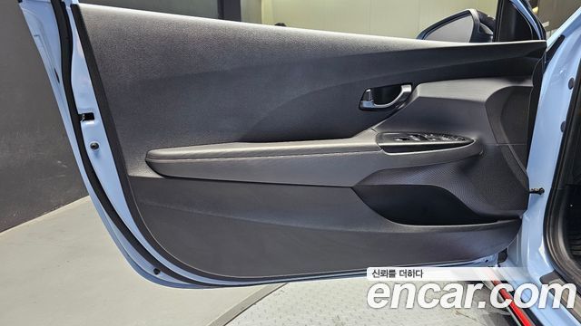 Hyundai Veloster 2019 — photo 15