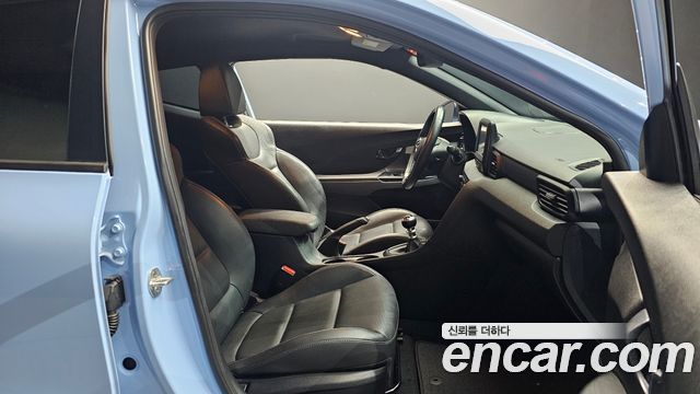 Hyundai Veloster 2019 — photo 16
