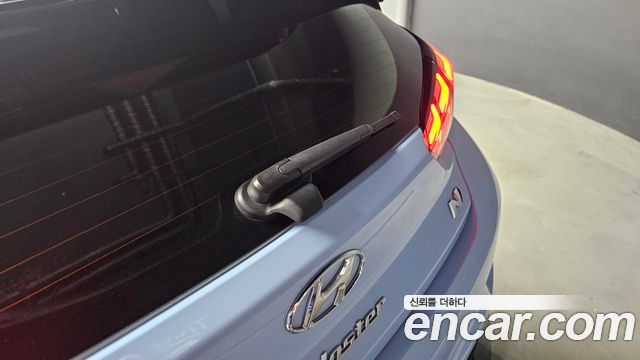 Hyundai Veloster 2019 — photo 28