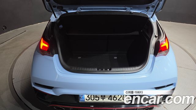 Hyundai Veloster 2019 — photo 30