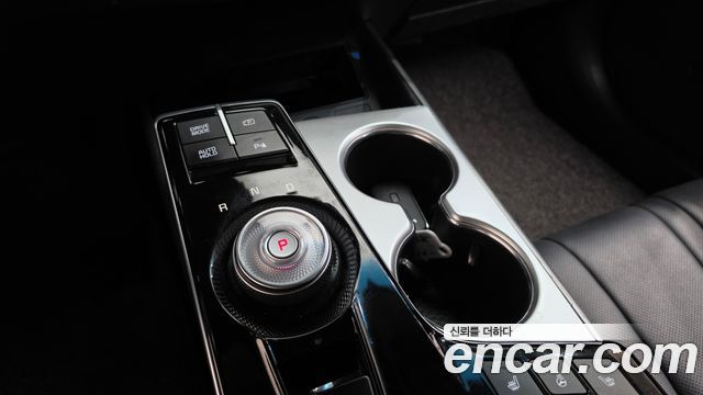 Kia K8 2022 — photo 9