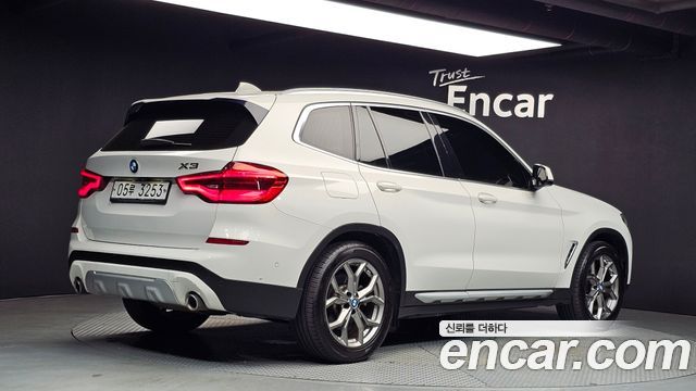 BMW X3 2018 — photo 2
