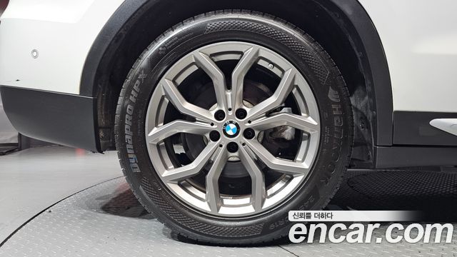 BMW X3 2018 — photo 5
