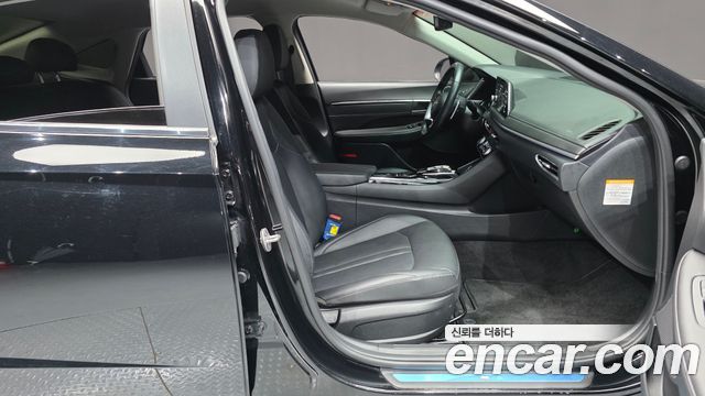 Hyundai Sonata 2023 — photo 11