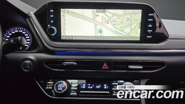 Hyundai Sonata 2023 — photo 16