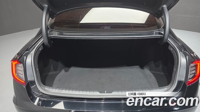 Hyundai Sonata 2023 — photo 20