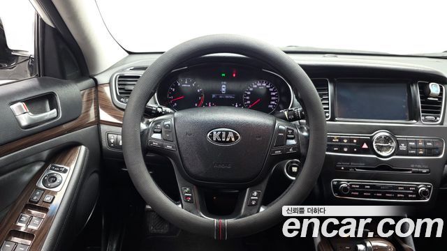 Kia K7 2015 — photo 14