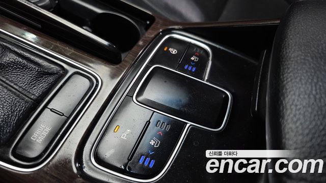 Kia K7 2015 — photo 16