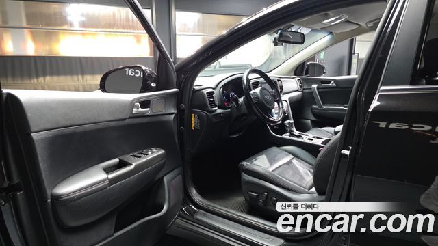Kia Sportage 2016 — photo 10