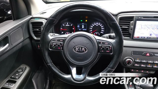 Kia Sportage 2016 — photo 13