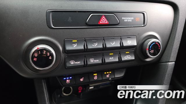 Kia Sportage 2016 — photo 16