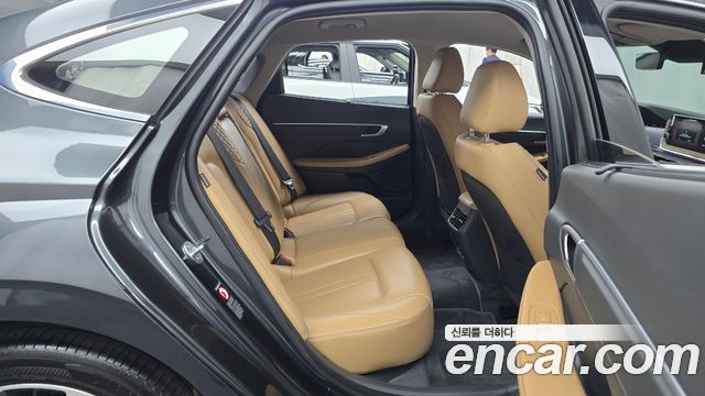 Hyundai Sonata 2020 — photo 12