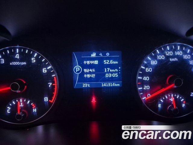 Kia K5 2018 — photo 8