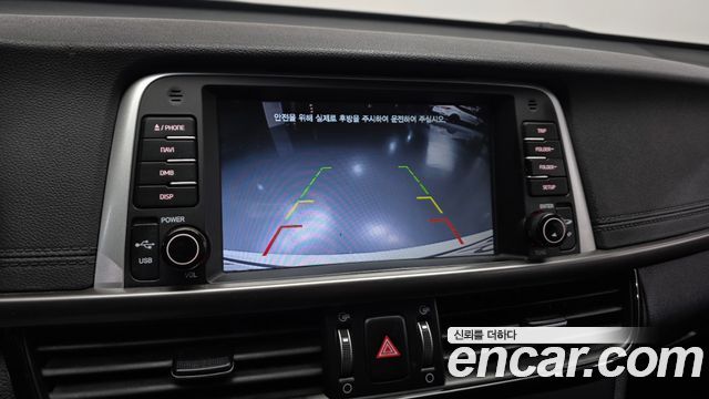 Kia K5 2018 — photo 16
