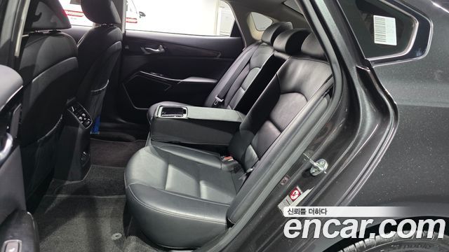 Kia K7 2021 — photo 17
