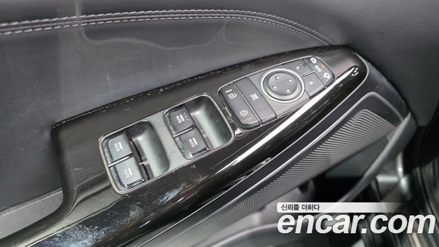 Kia K7 2021 — photo 28