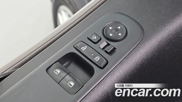 Hyundai Staria 2022 — photo 19