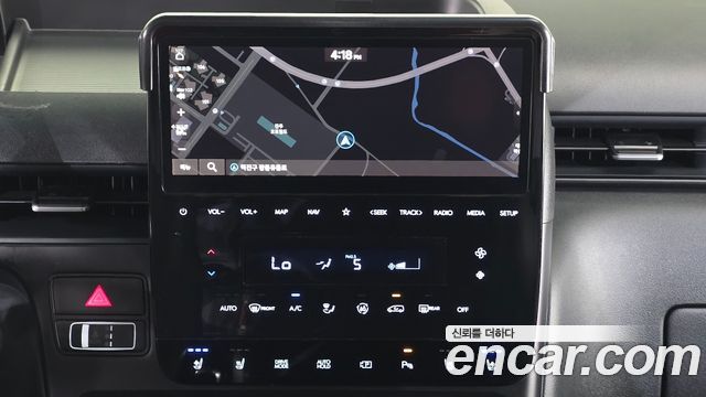 Hyundai Staria 2022 — photo 24