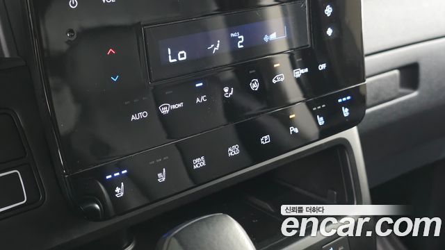 Hyundai Staria 2022 — photo 27