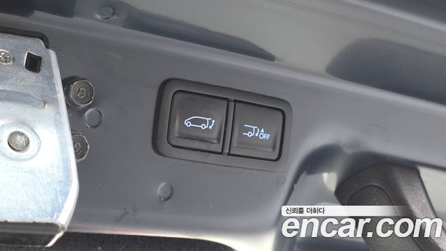 Hyundai Staria 2022 — photo 30