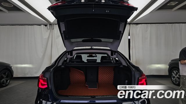 BMW Gran Turismo 2020 — photo 20