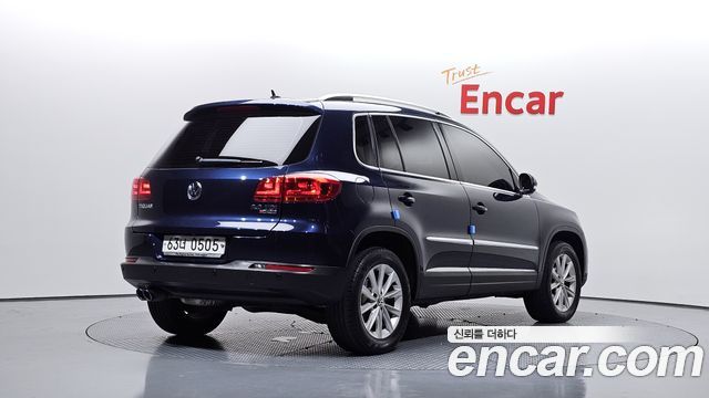 Volkswagen Tiguan 2016 — photo 2