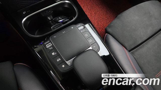 Mercedes-Benz CLA-Class 2021 — photo 24
