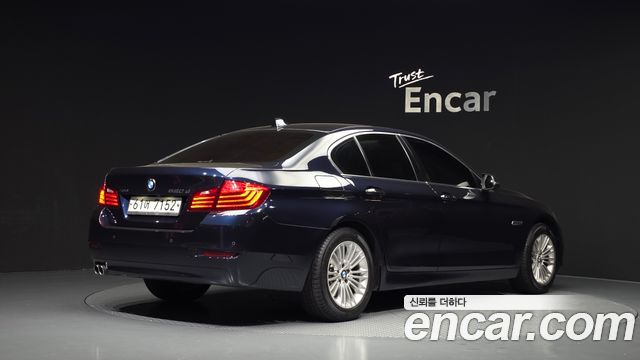 BMW 5-Series 2015 — photo 2