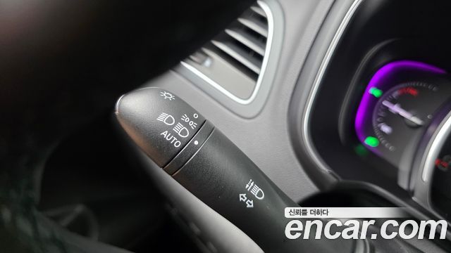 Renault Korea QM6 2025 — photo 29