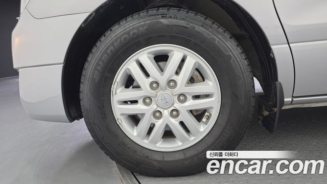 Hyundai Starex 2017 — photo 5