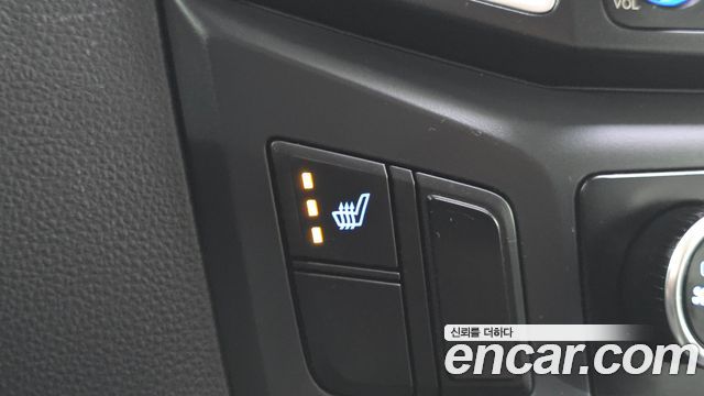 Hyundai Starex 2017 — photo 25