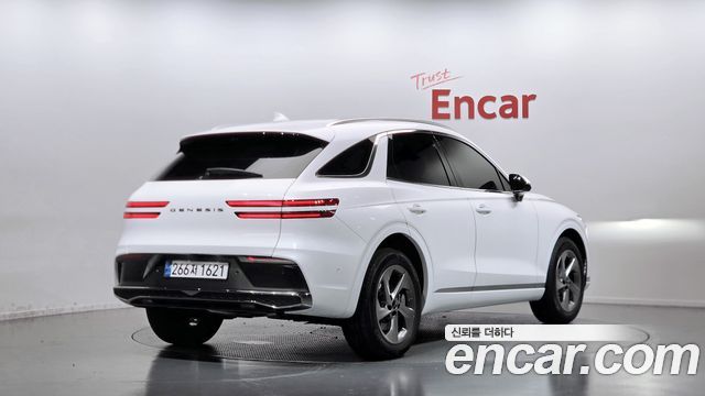 Genesis GV70 2026 — photo 2