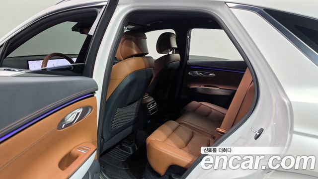 Genesis GV70 2026 — photo 11