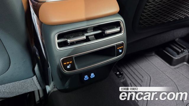 Genesis GV70 2026 — photo 18