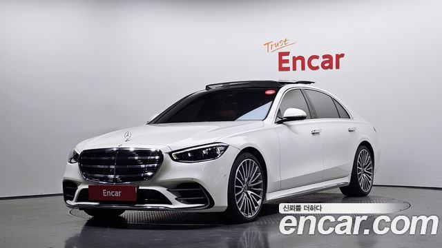 Mercedes-Benz S-Class 2023 — photo 1