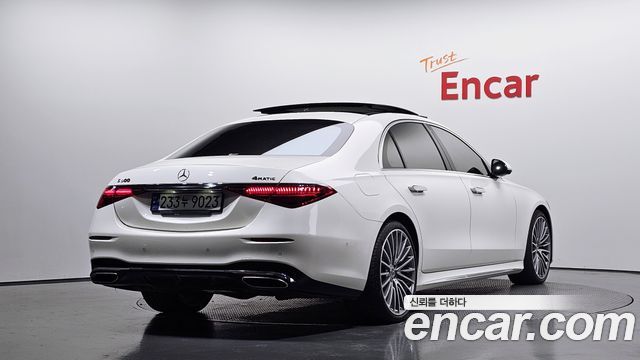 Mercedes-Benz S-Class 2023 — photo 2