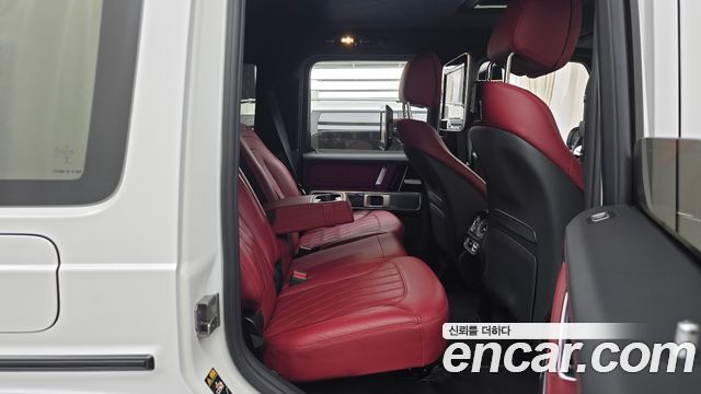 Mercedes-Benz G-Class 2022 — photo 12