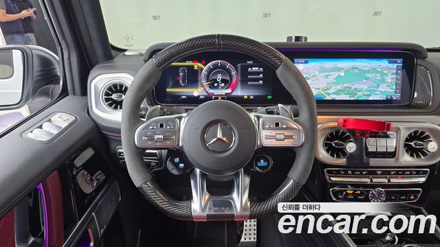 Mercedes-Benz G-Class 2022 — photo 13