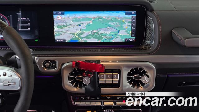 Mercedes-Benz G-Class 2022 — photo 14