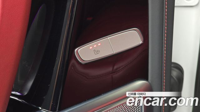 Mercedes-Benz G-Class 2022 — photo 19