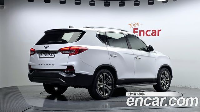 KG Mobility Rexton 2020 — photo 2