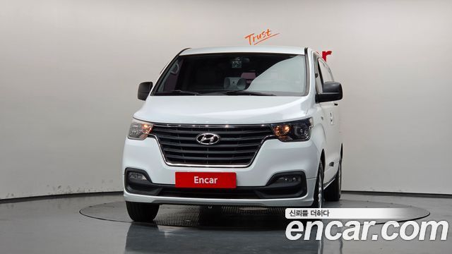 Hyundai Starex 2019 — photo 3