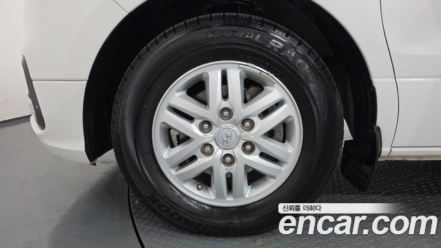 Hyundai Starex 2019 — photo 5