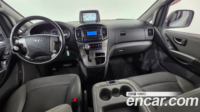Hyundai Starex 2019 — photo 7
